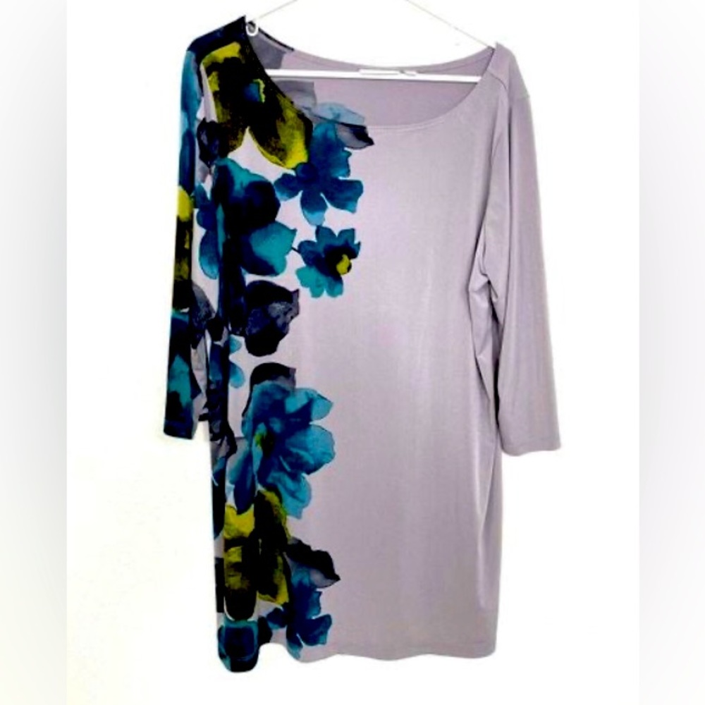 NWOT Susan Grave Beautiful Floral Plus Size 1X Liquid Knit Tunic Top